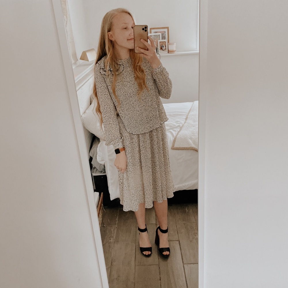 | Midi Dress |